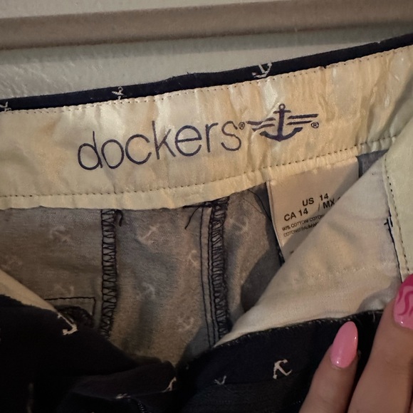 Docker’s Navy Blue Shorts with Anchors Size 14 - Picture 3 of 7